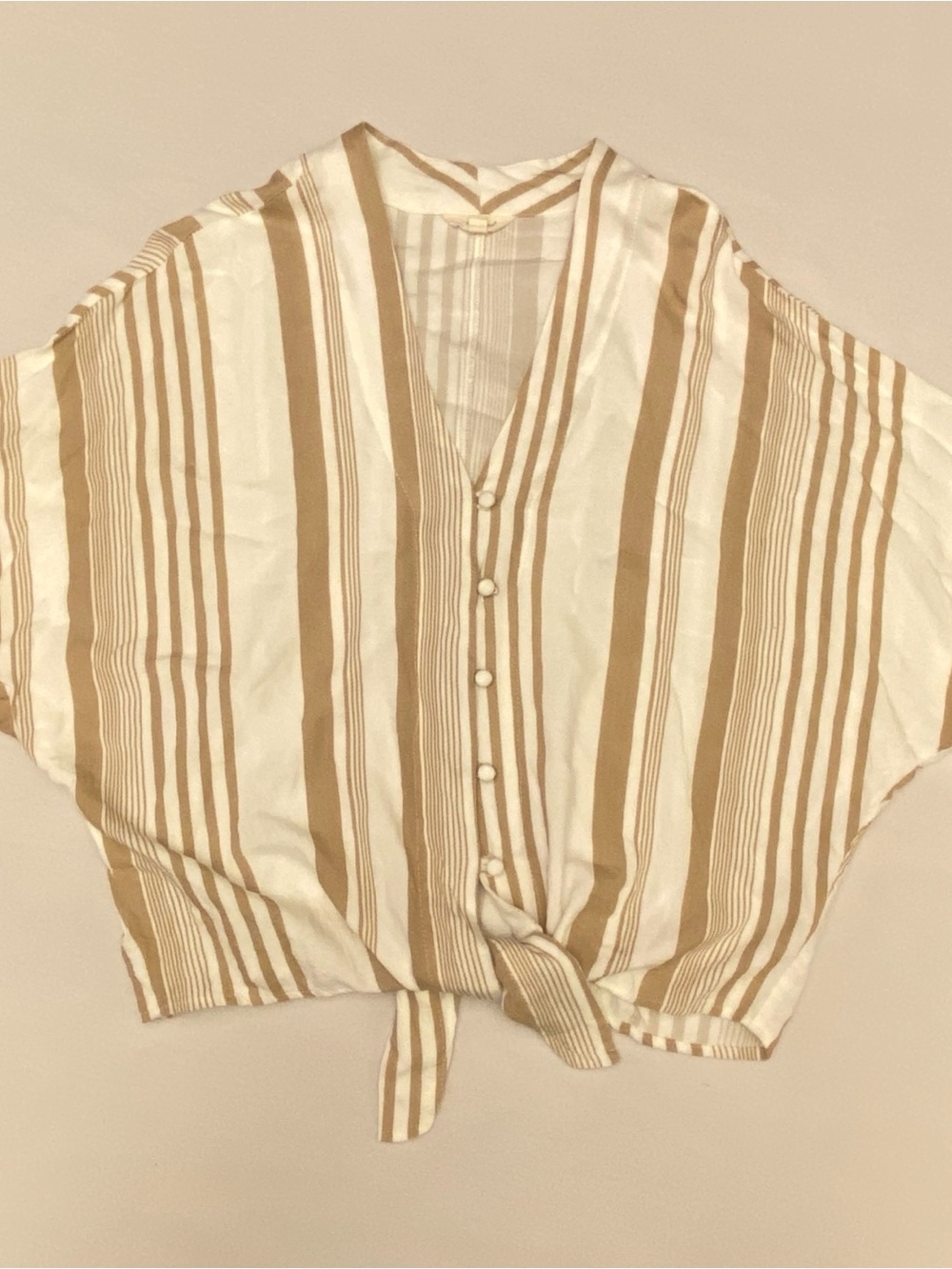 Sim & Sam Striped Tie-Front Button Down Top v-neck dolman sleeves Medium Tan